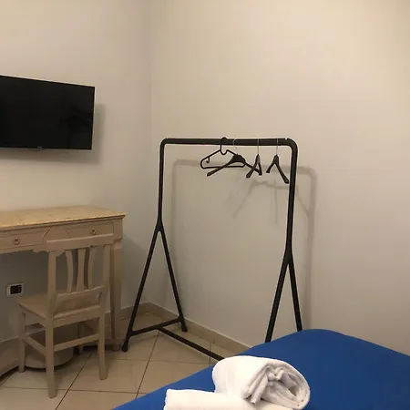 Serena ホテル ナポリ