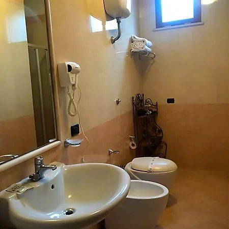 Serena Hotel 3*