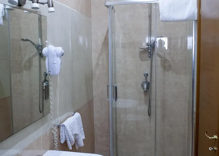 Ξενοδοχείο Serena 3*