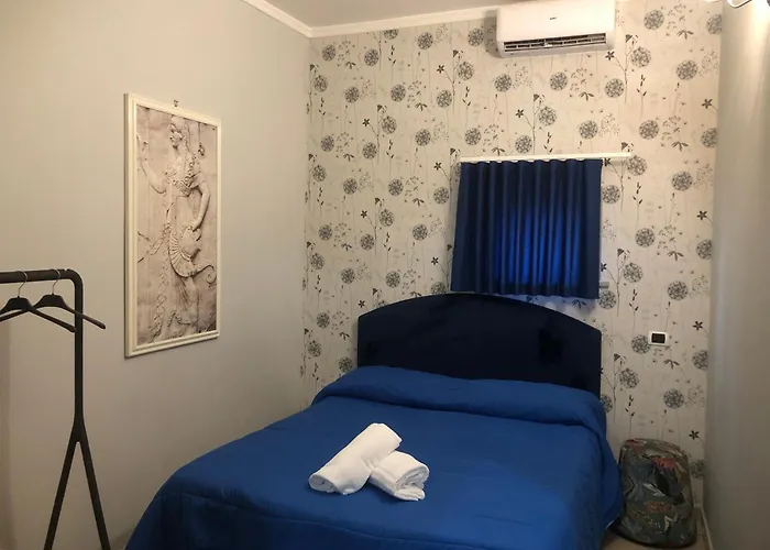 Serena 3* Naples