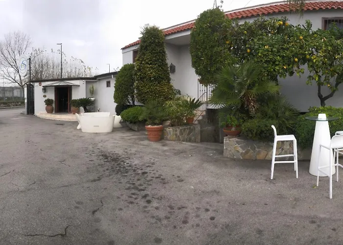 Ξενοδοχείο Serena 3*